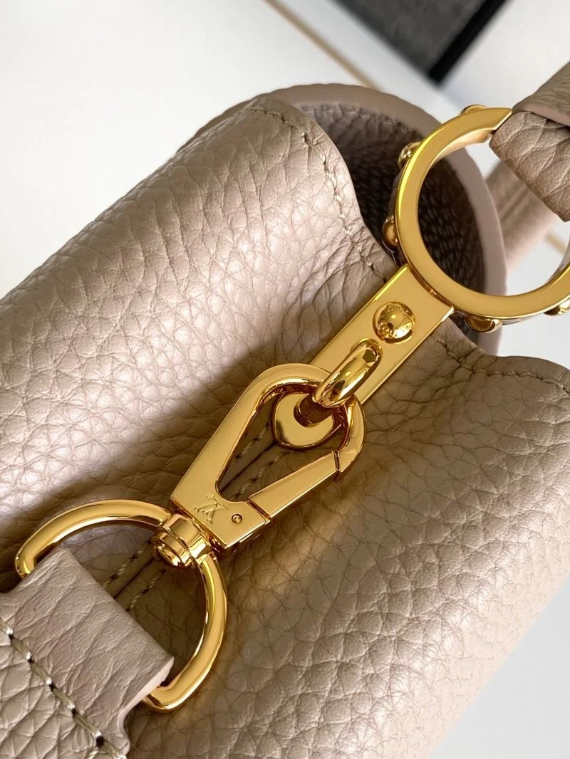 Louis Vuitton Capucines BB Bags FastDry 41408