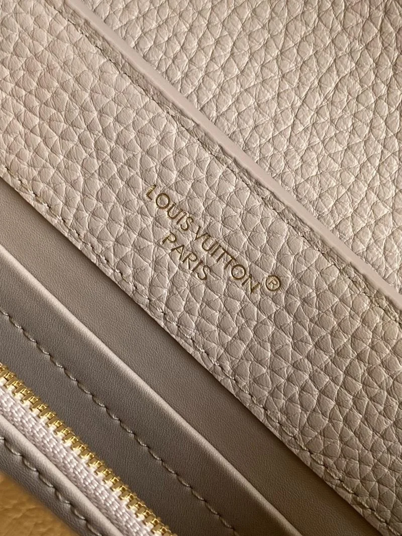 Louis Vuitton Capucines BB Bags FastDry 41408