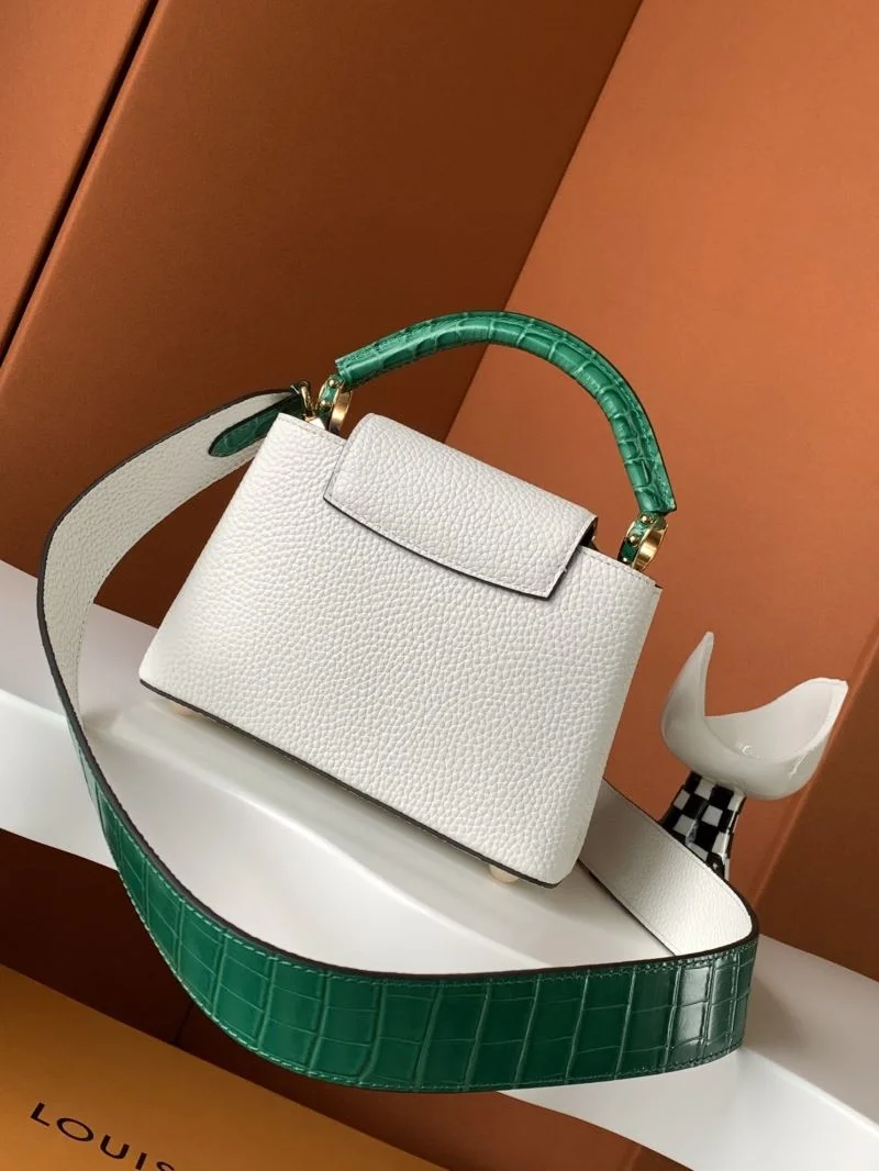Sporty Louis Vuitton Capucines BB Bags 41352