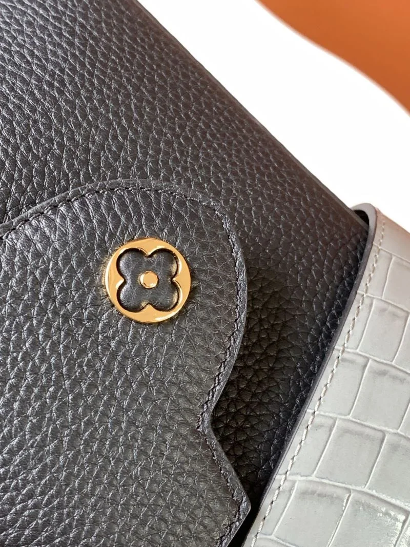 Affordable Louis Vuitton Capucines BB Bags 41344