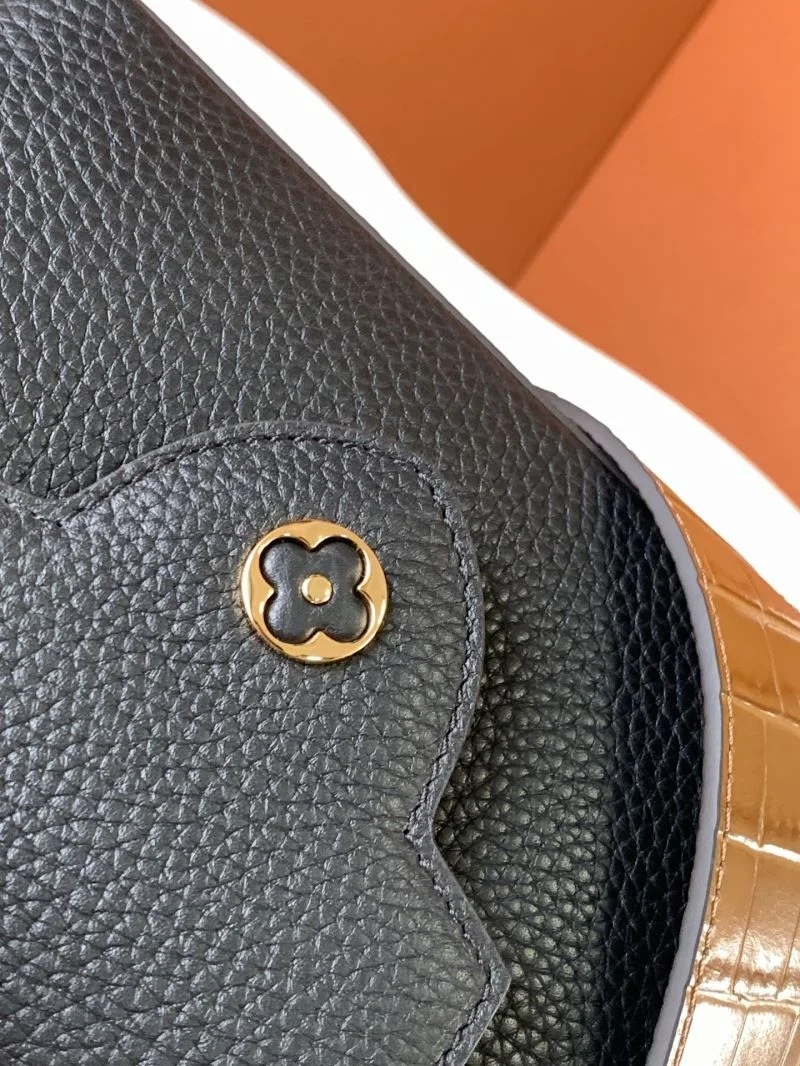 Trendy Louis Vuitton Capucines BB Bags 41332