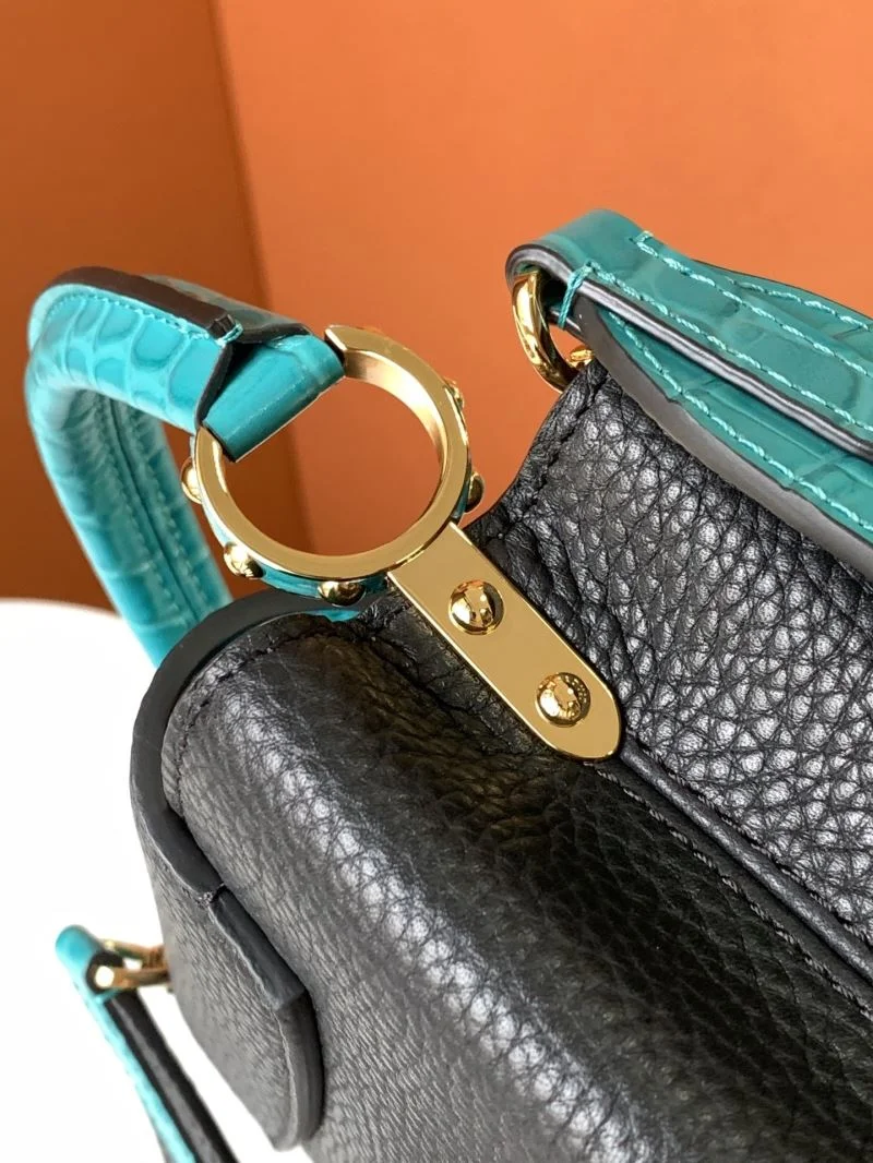 Louis Vuitton Capucines BB Bags FastDry 41330