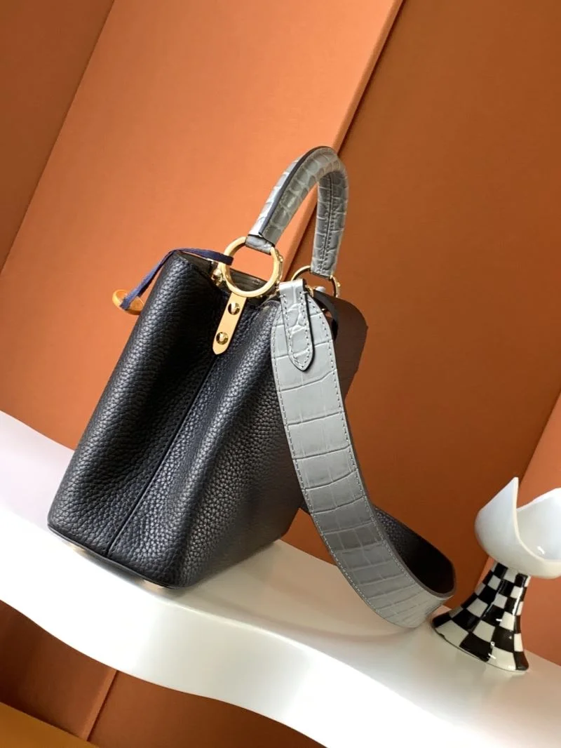 Refined Louis Vuitton Capucines BB Bags 41322