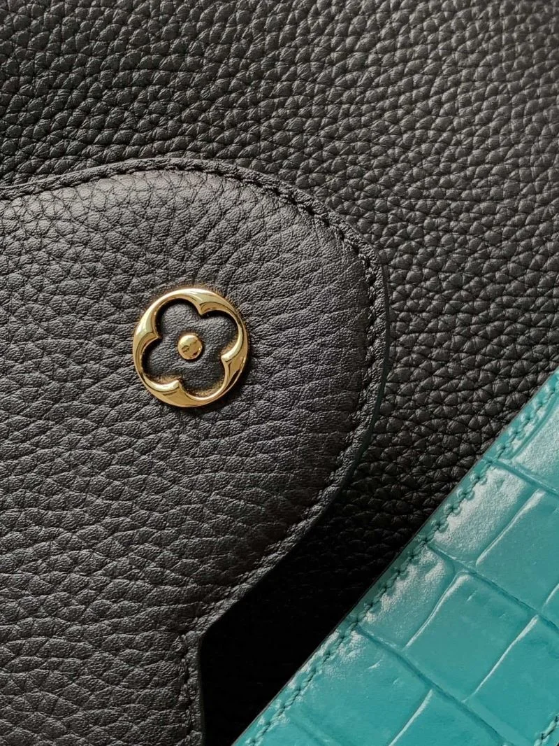 Reliable Louis Vuitton Capucines BB Bags 41325