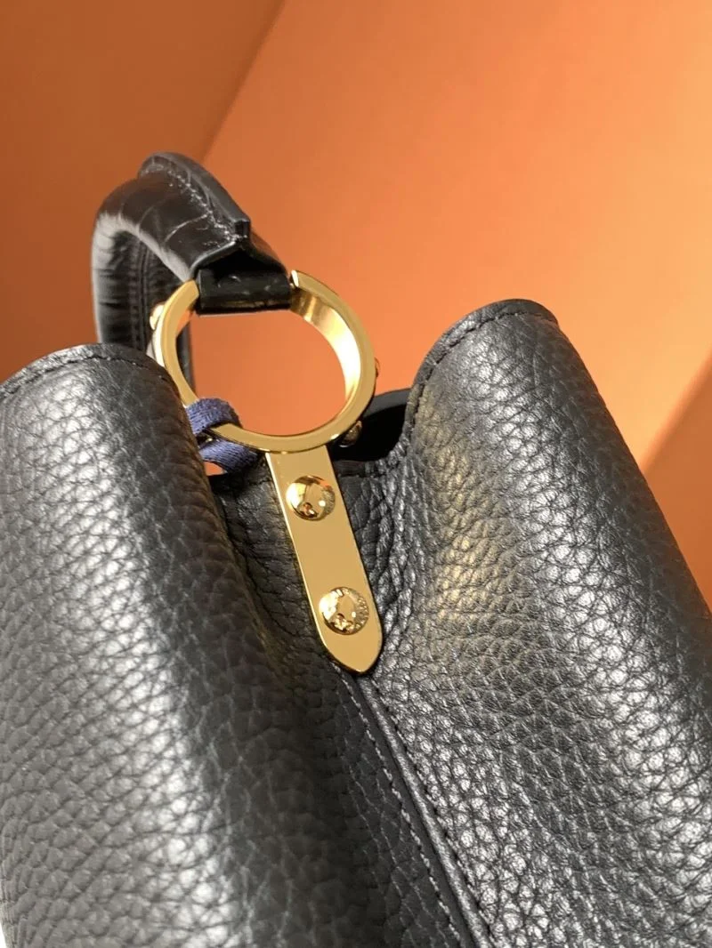 Louis Vuitton Capucines BB Bags Snug 41339