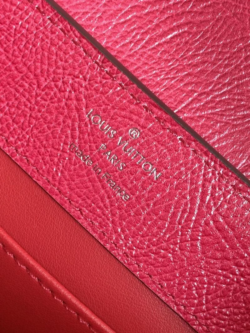 Seasonal Louis Vuitton Capucines BB Bags 41320