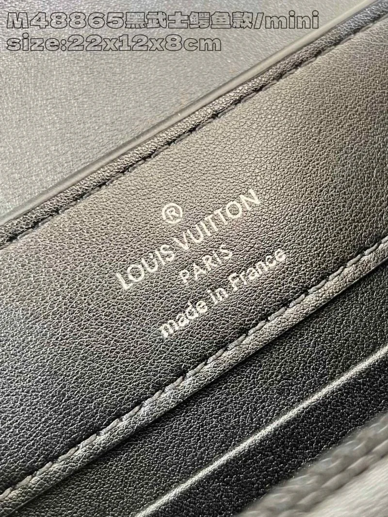 Durable Louis Vuitton Capucines BB Bags 41314