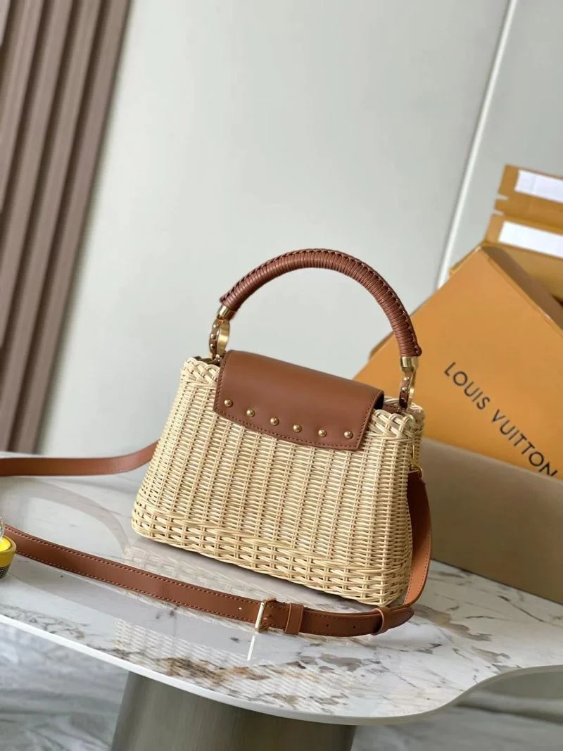 Casual Louis Vuitton Capucines BB Bags 41351