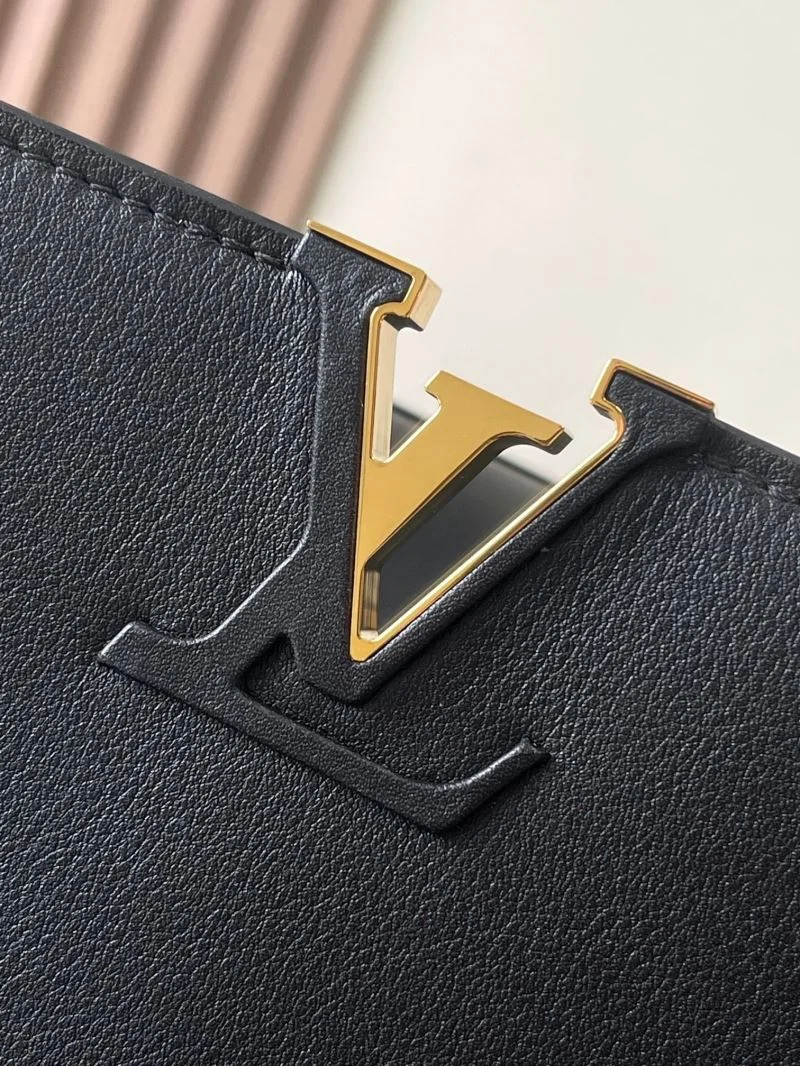 Louis Vuitton Capucines BB Bags Versatile 41306