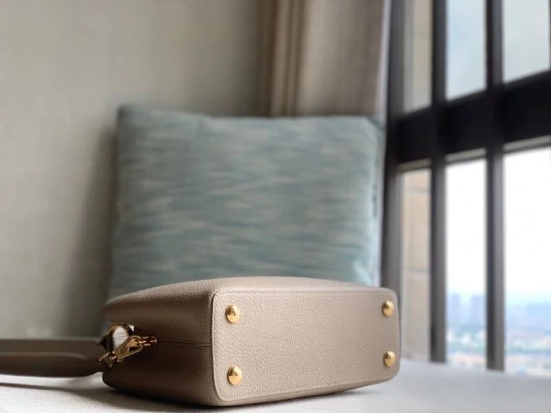 Louis Vuitton Capucines BB Bags Functional 41342