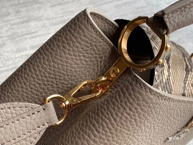 Louis Vuitton Capucines BB Bags Functional 41342