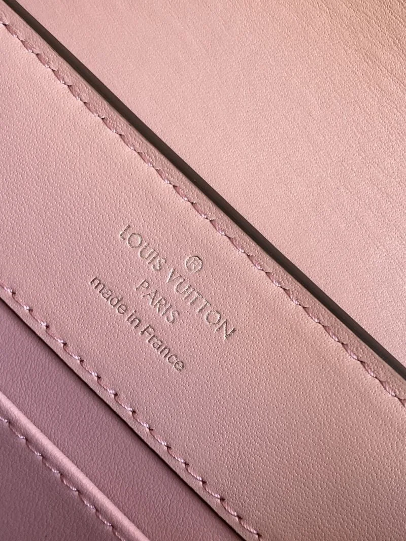 Louis Vuitton Capucines BB Bags SportInspired 41327