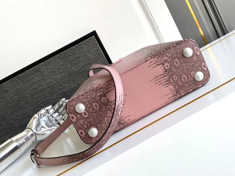 Louis Vuitton Capucines BB Bags EasyMatch 41296