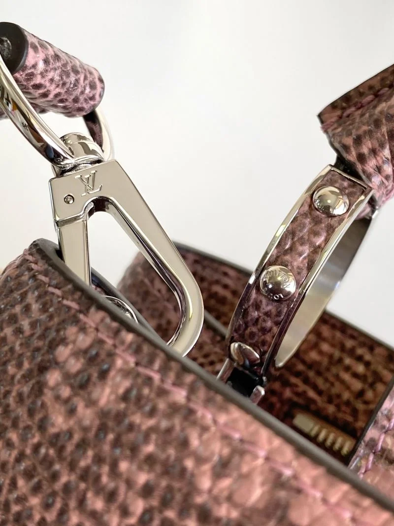 Louis Vuitton Capucines BB Bags EasyMatch 41296