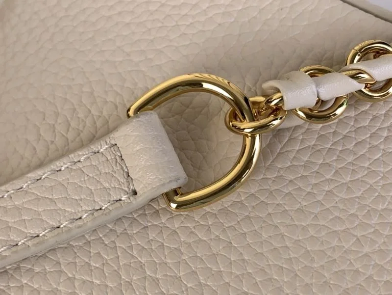FlexibleFit Louis Vuitton Capucines BB Bags 41303