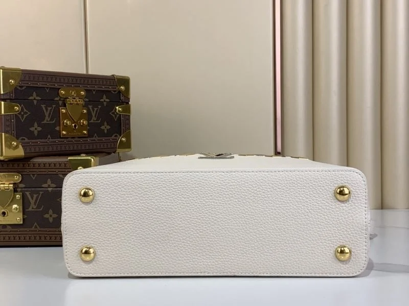 Timeless Louis Vuitton Capucines BB Bags 41293