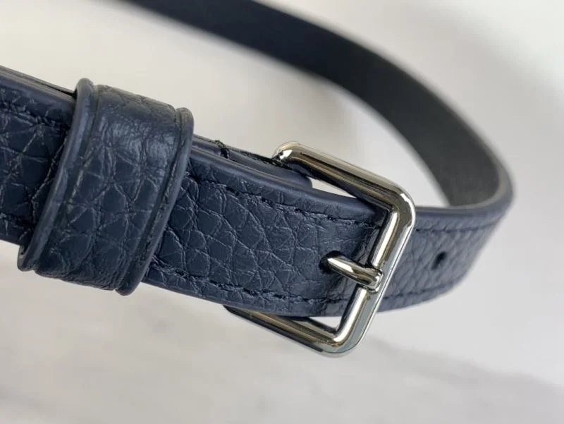Stylish Louis Vuitton Capucines BB Bags 41343