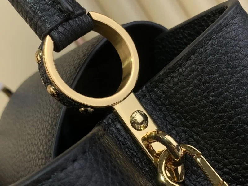 Louis Vuitton Capucines BB Bags Compact 41290