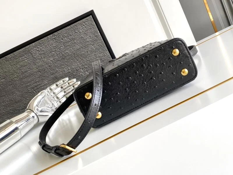 Sophisticated Louis Vuitton Capucines BB Bags 41286