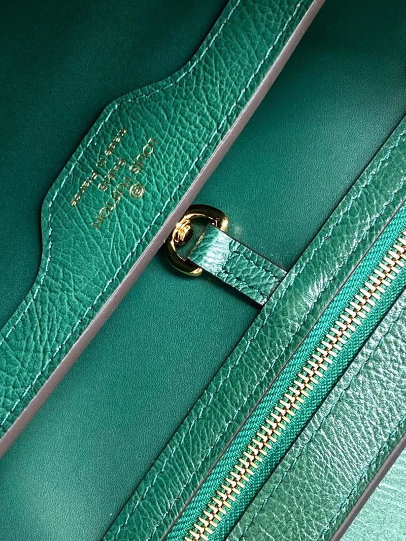 Louis Vuitton Capucines BB Bags MoistureWicking 41281
