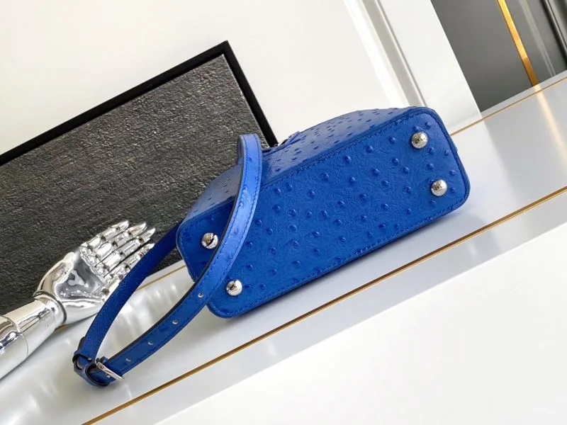 TechFriendly Louis Vuitton Capucines BB Bags 41277