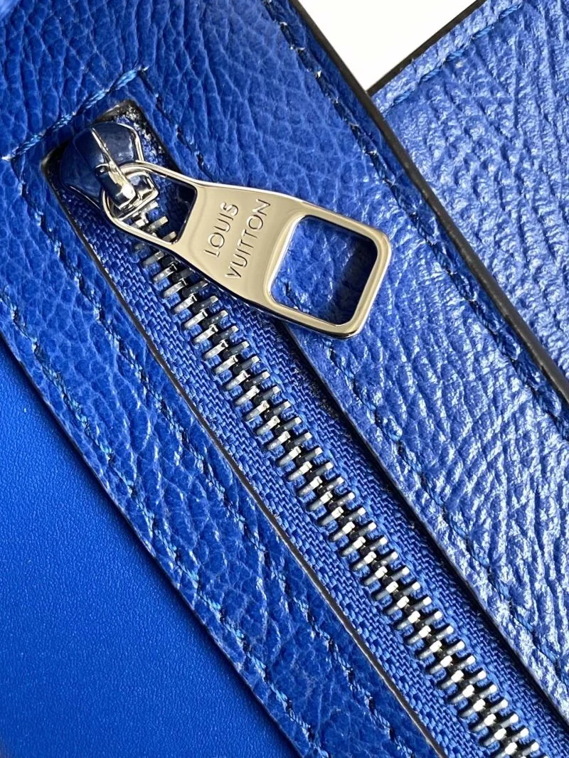 Thermal Louis Vuitton Capucines BB Bags 41266