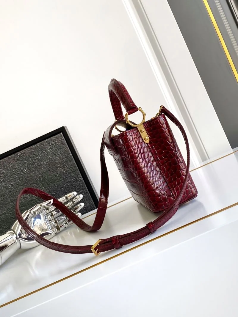 Louis Vuitton Capucines BB Bags Cozy 41275