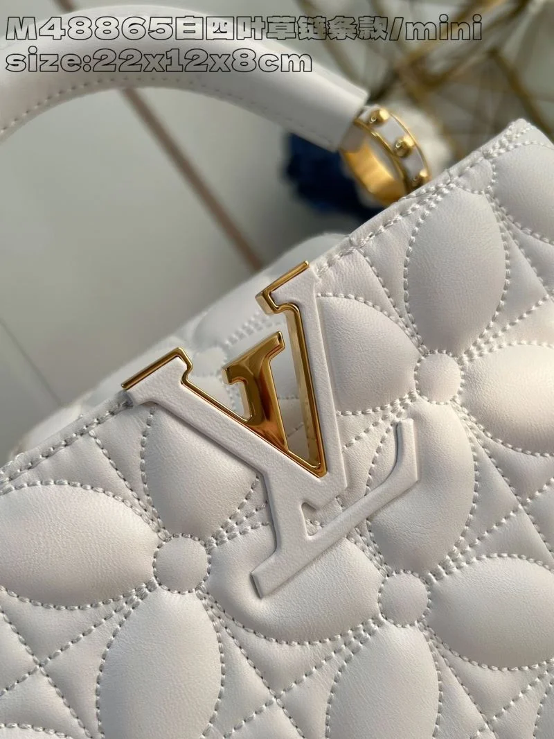 Fashionable Louis Vuitton Capucines BB Bags 41295