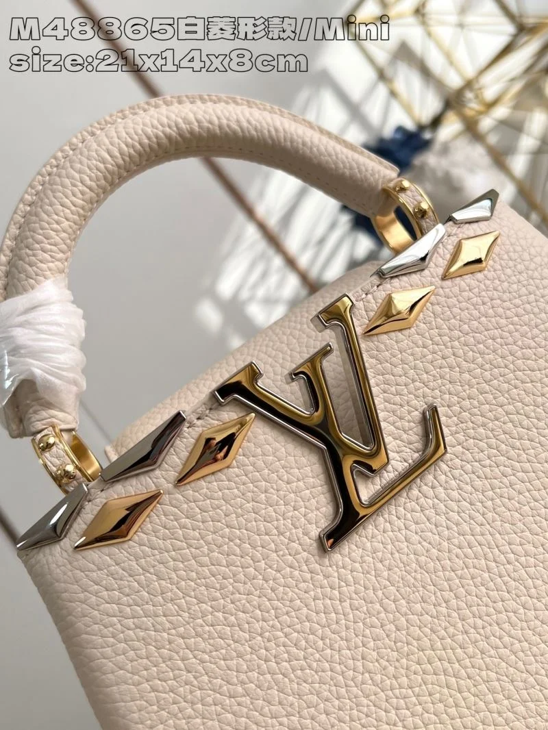 Durable Louis Vuitton Capucines BB Bags 41317