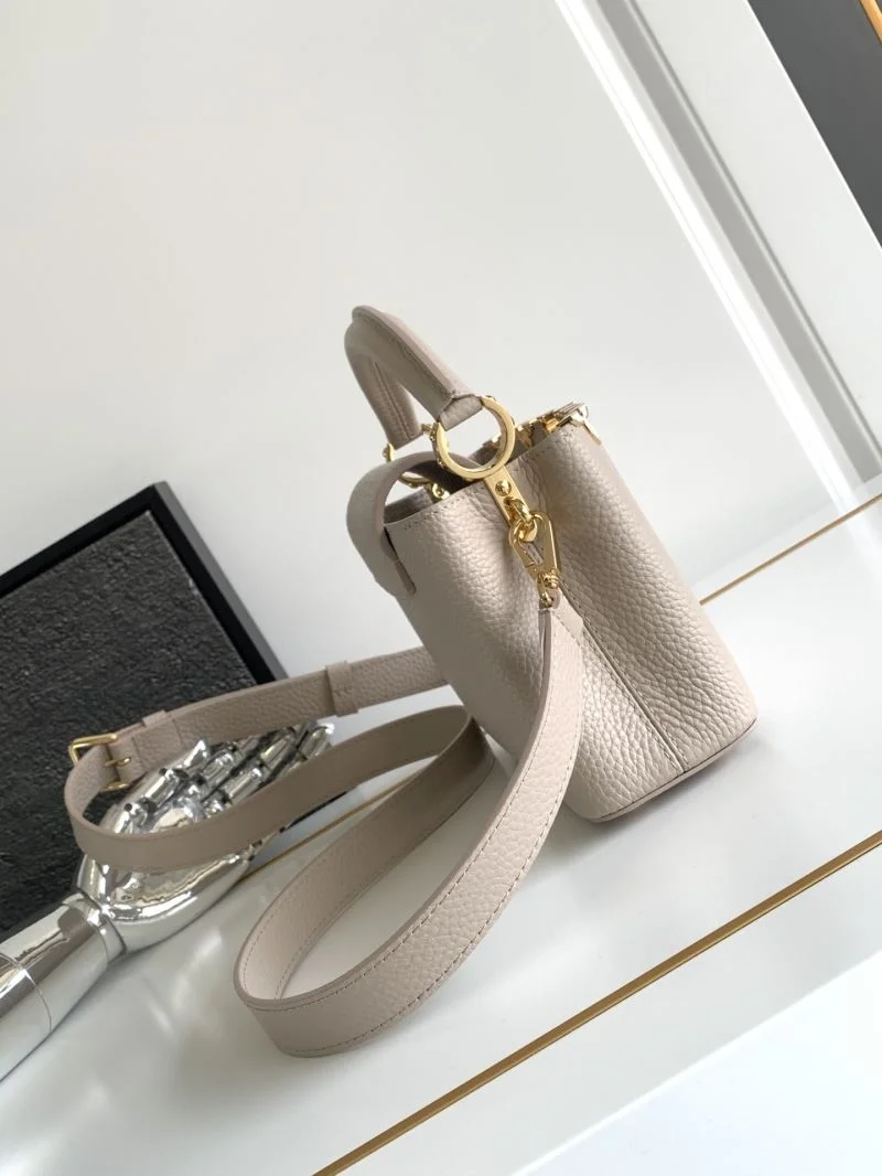 Louis Vuitton Capucines BB Bags Minimalist 41247