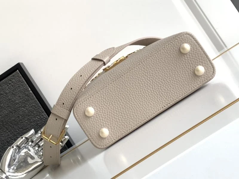 Louis Vuitton Capucines BB Bags Minimalist 41247