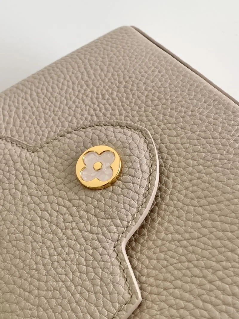 Louis Vuitton Capucines BB Bags Minimalist 41247