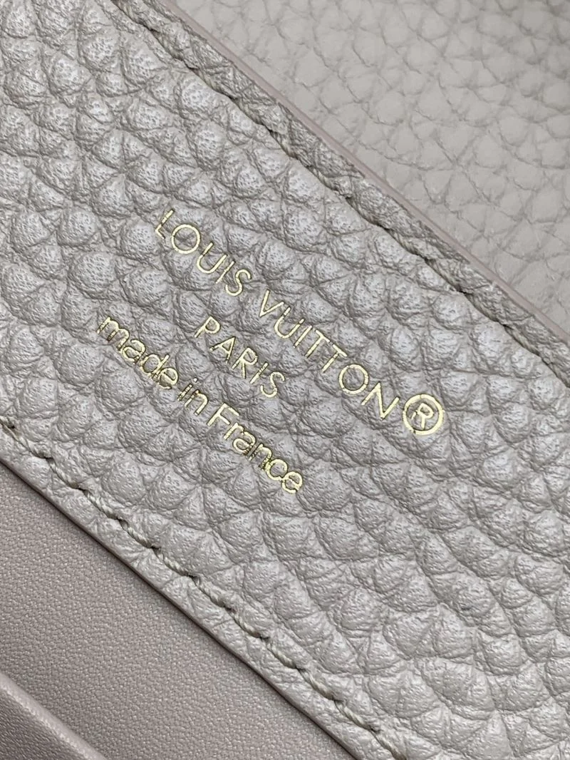 Louis Vuitton Capucines BB Bags Minimalist 41247