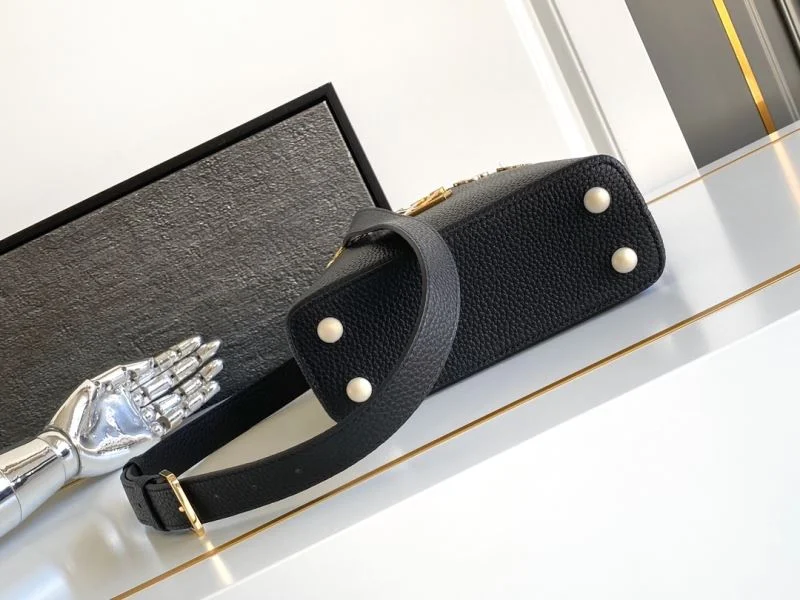 Attractive Louis Vuitton Capucines BB Bags 41246