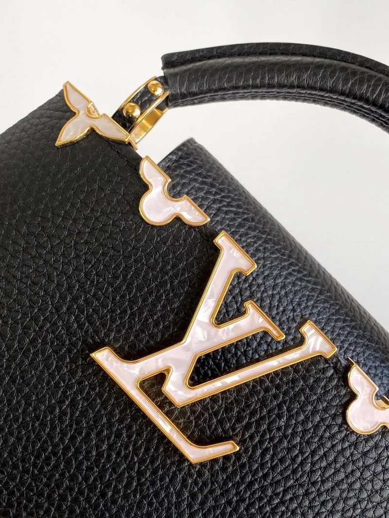Attractive Louis Vuitton Capucines BB Bags 41246