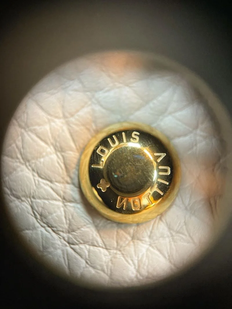 Louis Vuitton Capucines BB Bags Snug 40737