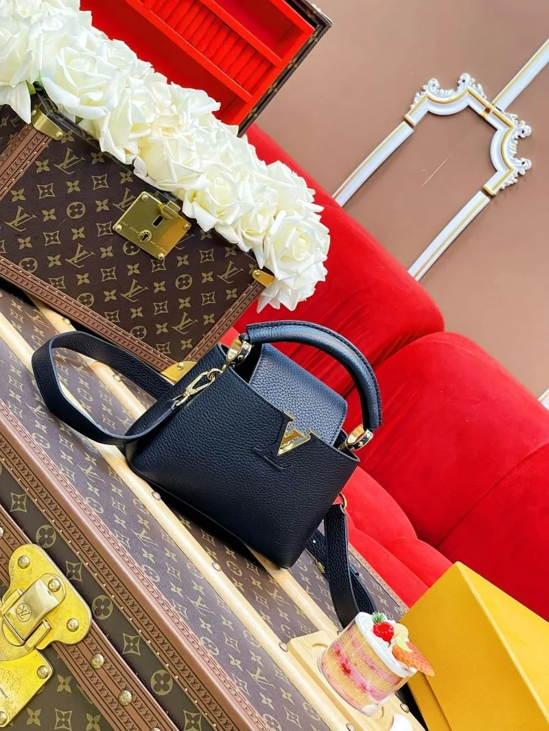 Soft Louis Vuitton Capucines BB Bags 40733
