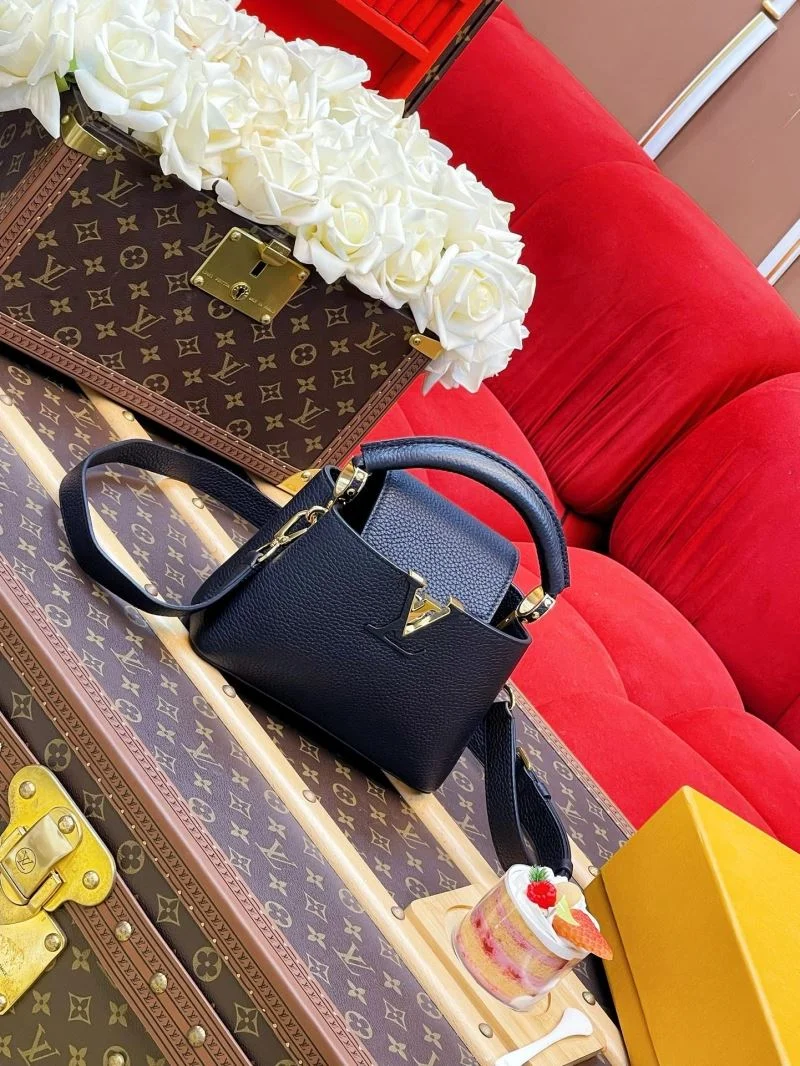 Soft Louis Vuitton Capucines BB Bags 40733