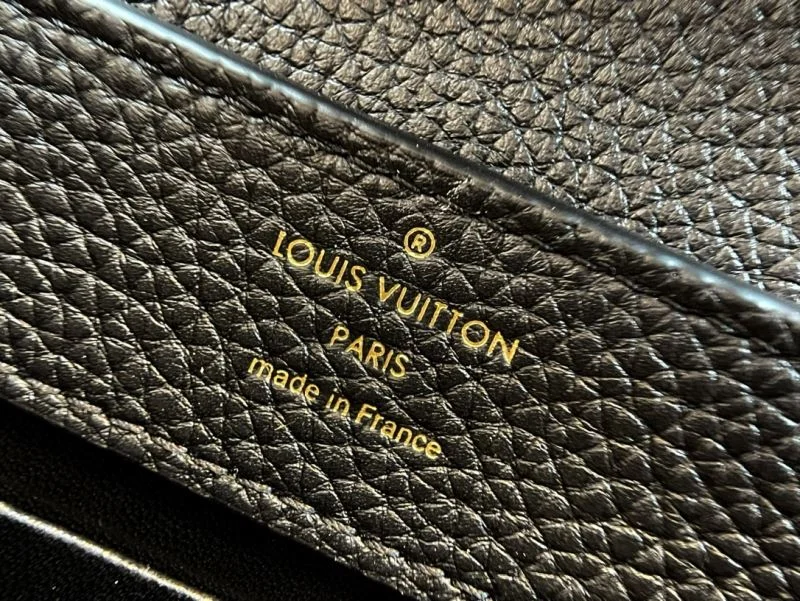 Soft Louis Vuitton Capucines BB Bags 40733