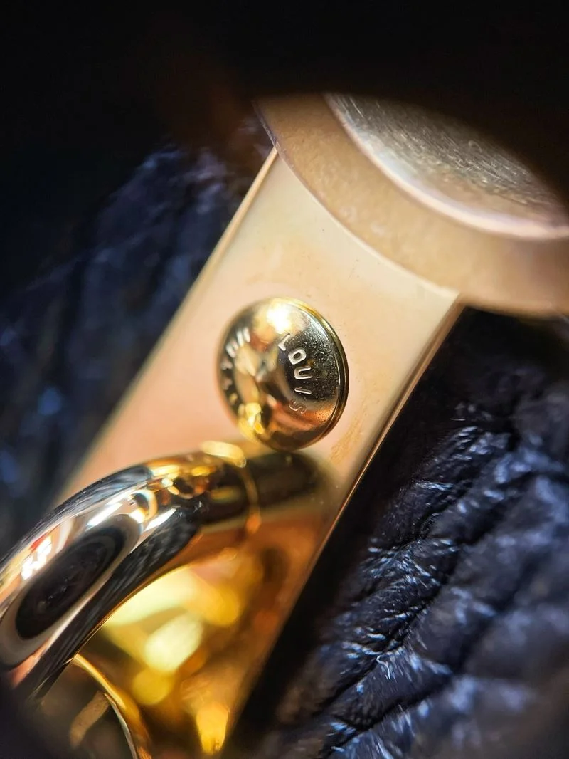 Soft Louis Vuitton Capucines BB Bags 40733