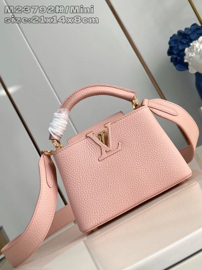 SmoothTexture Louis Vuitton Capucines BB Bags 40718
