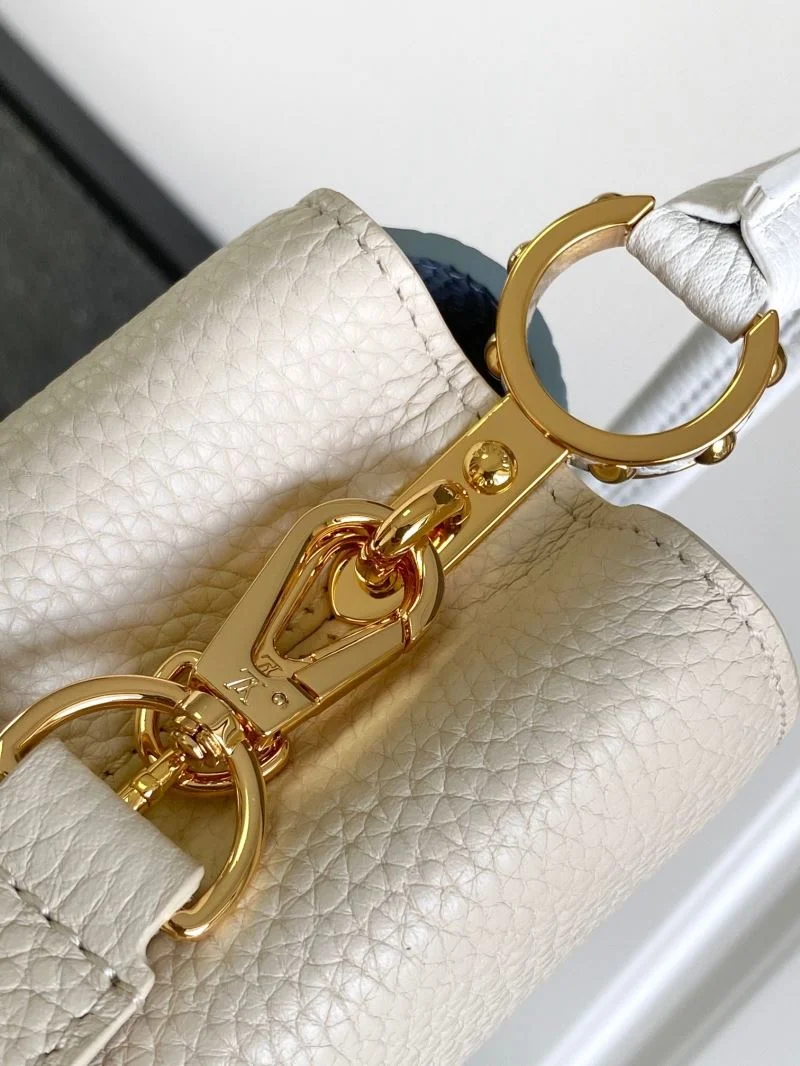 Louis Vuitton Capucines BB Bags Practical 40705