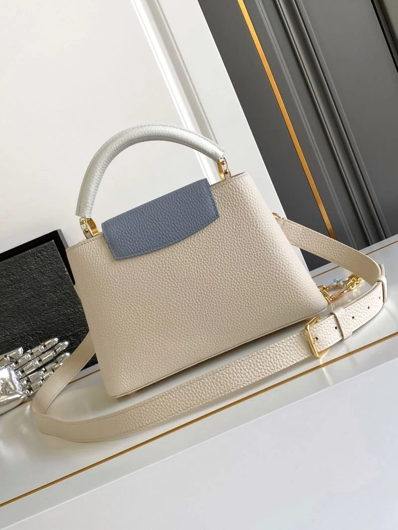 Minimalist Louis Vuitton Capucines BB Bags 40738