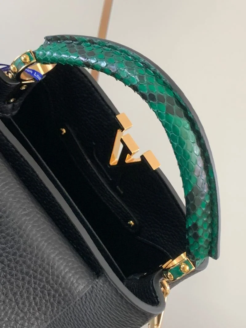 Louis Vuitton Capucines BB Bags BestValue 40702
