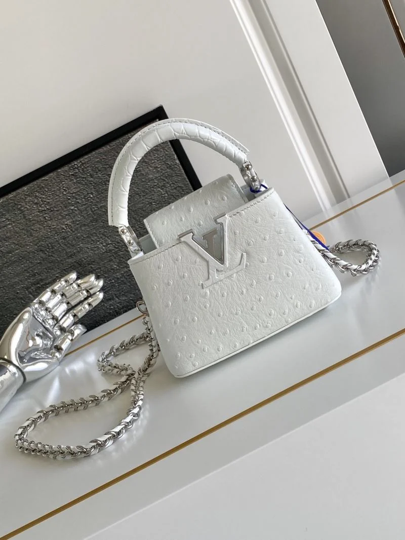 Louis Vuitton Capucines BB Bags WrinkleFree 40697