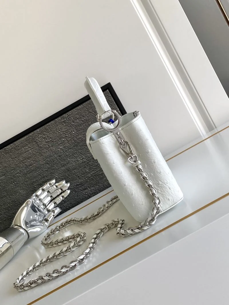 Premium Louis Vuitton Capucines BB Bags 40703