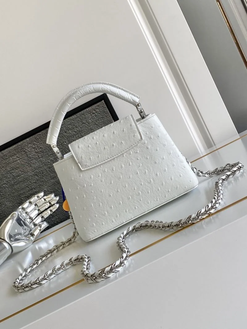 Premium Louis Vuitton Capucines BB Bags 40703