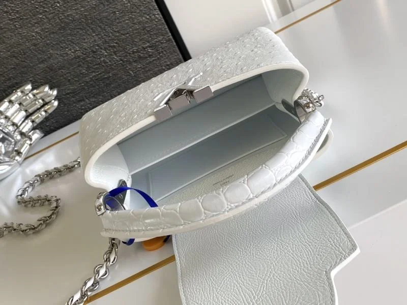 Premium Louis Vuitton Capucines BB Bags 40703