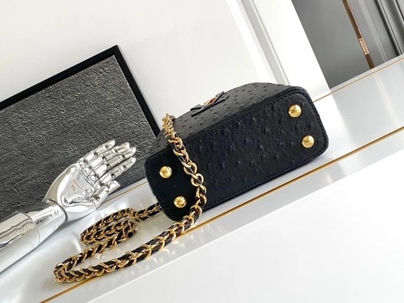 Classic Louis Vuitton Capucines BB Bags 40700