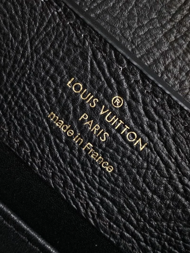 Louis Vuitton Capucines BB Bags Comfortable 40690